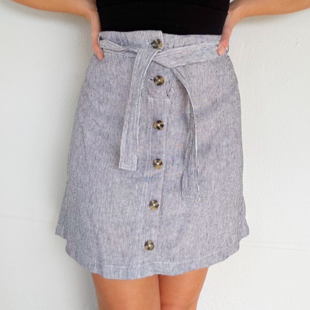 Dash black white stripe linen blend tie waist button front skort style skirt XL